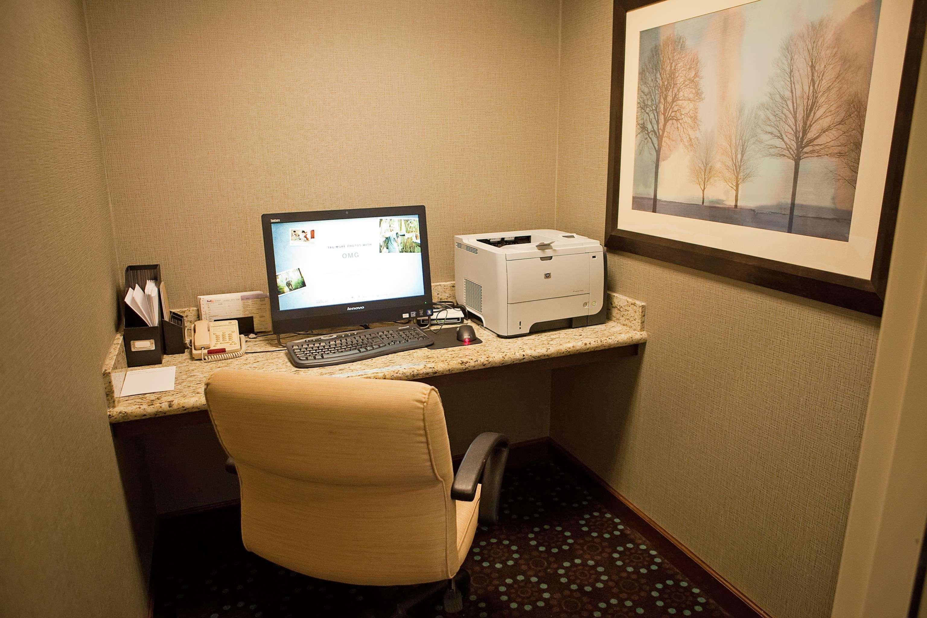 Hampton Inn Colby Eksteriør bilde