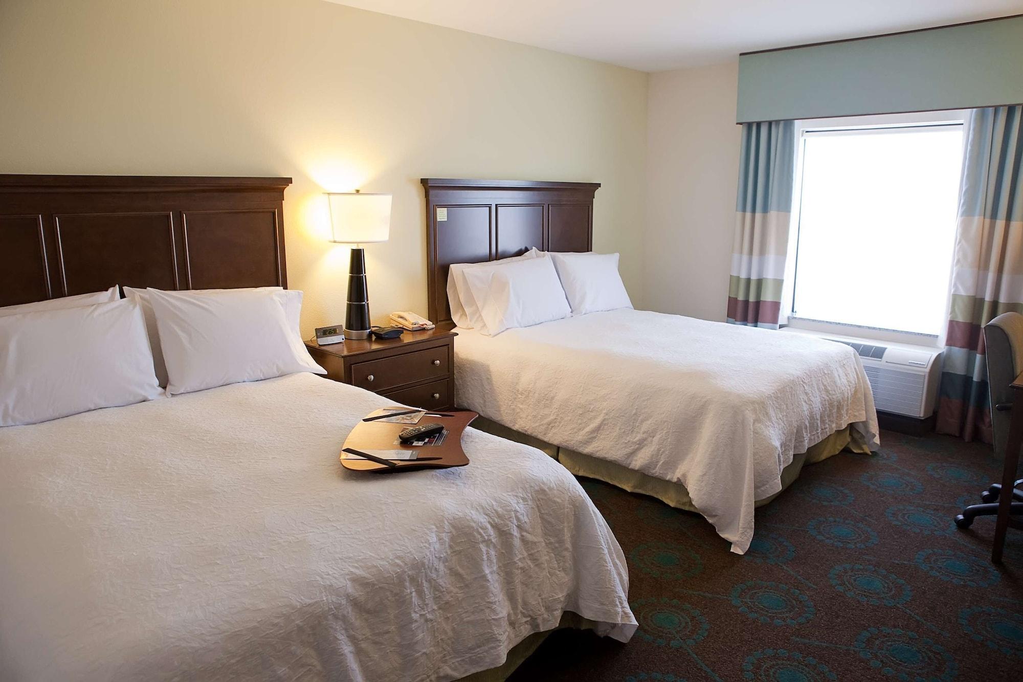 Hampton Inn Colby Eksteriør bilde