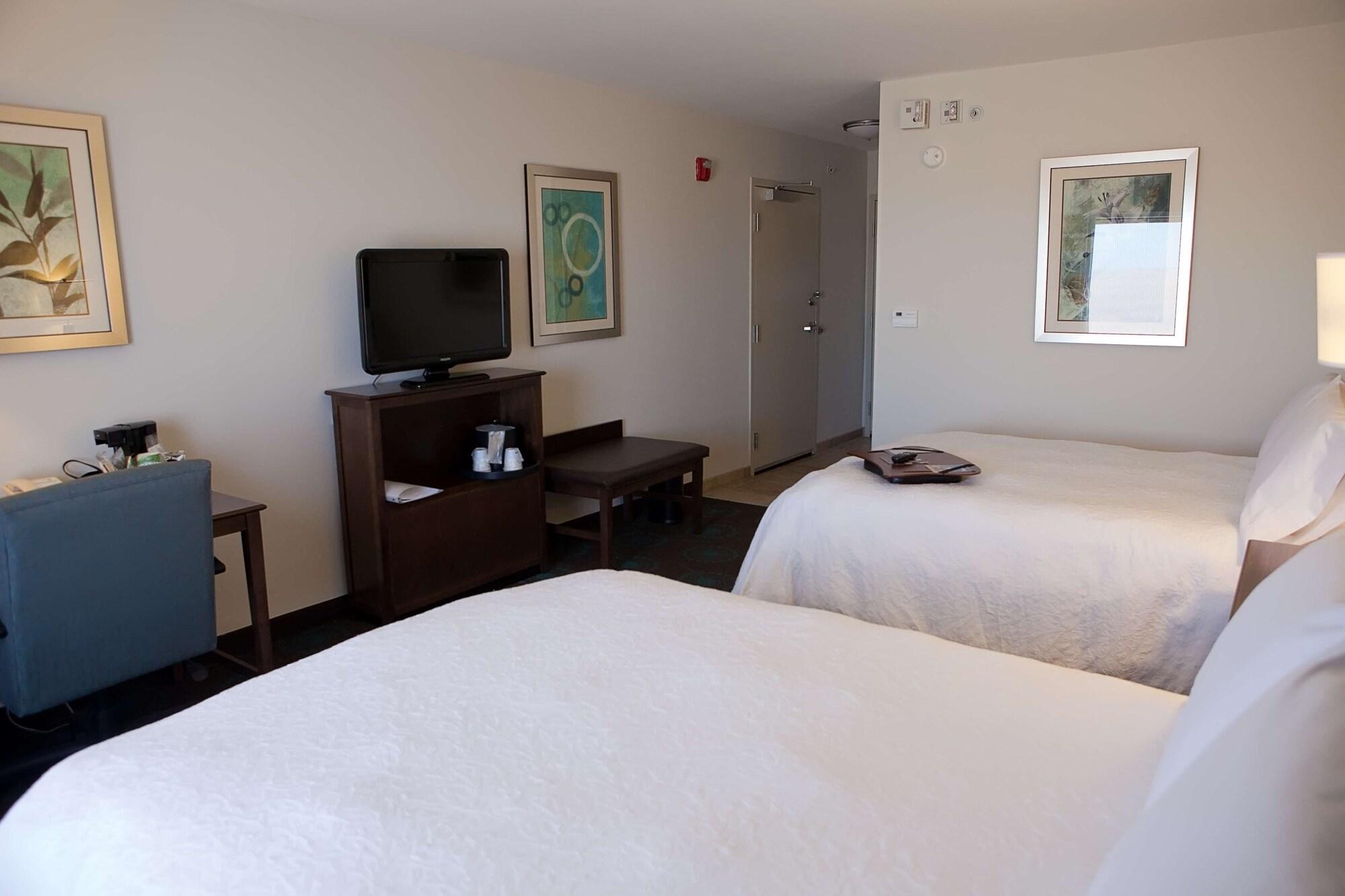 Hampton Inn Colby Eksteriør bilde