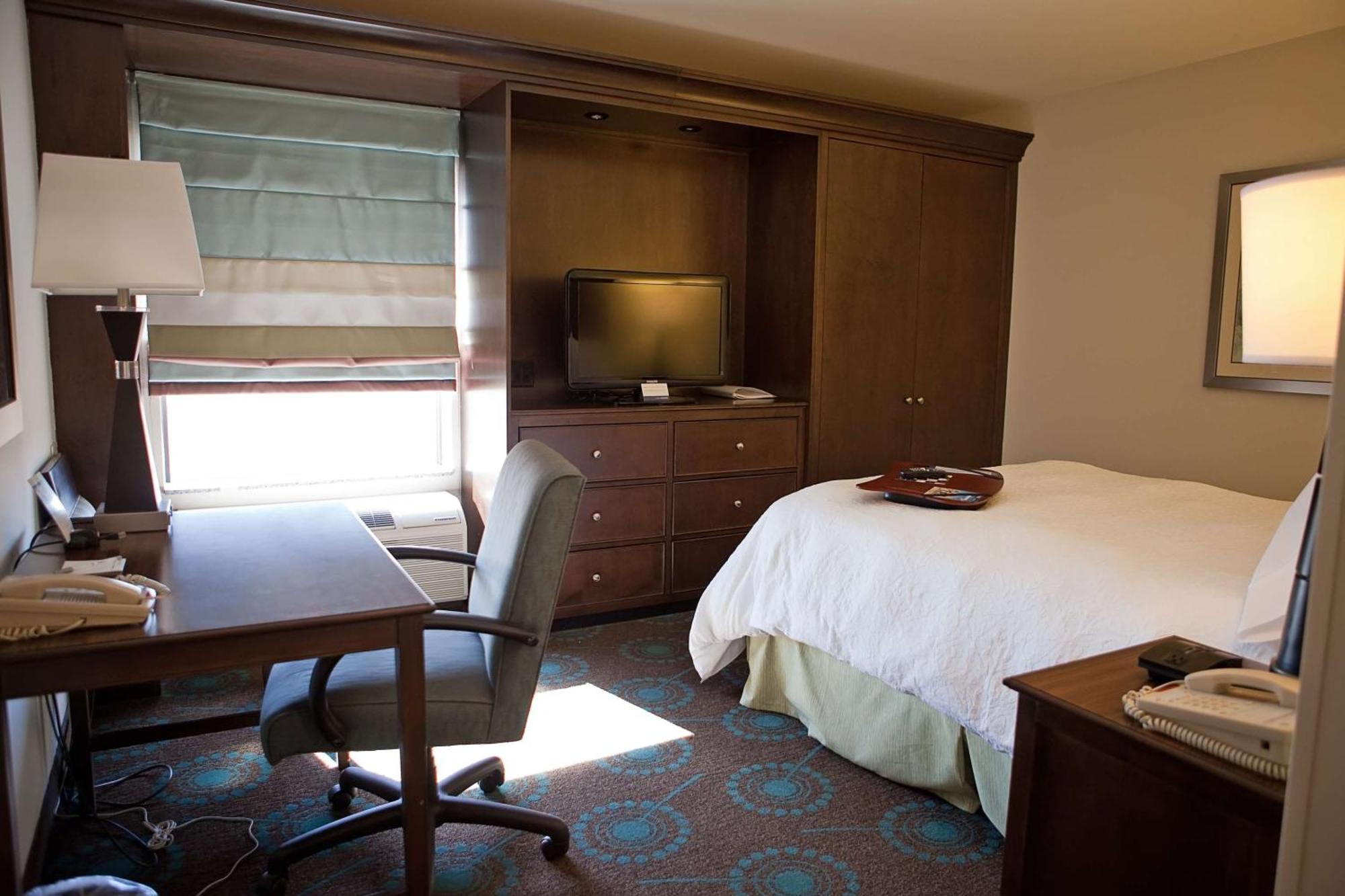 Hampton Inn Colby Eksteriør bilde
